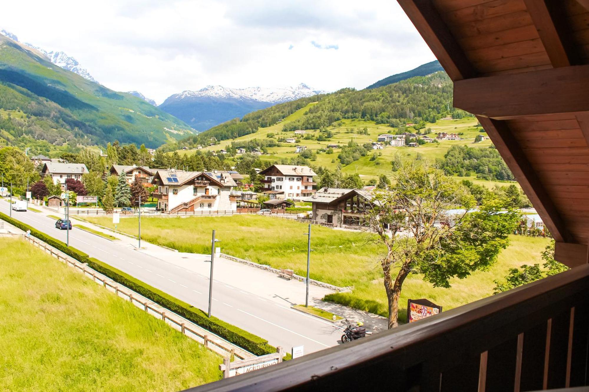 Appartamenti Serena Bormio Exteriör bild